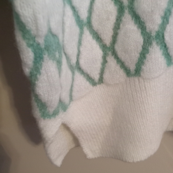 Asos Topshop knitted diamond cardi in ivory and green Size 4-6 - Picture 9 of 13